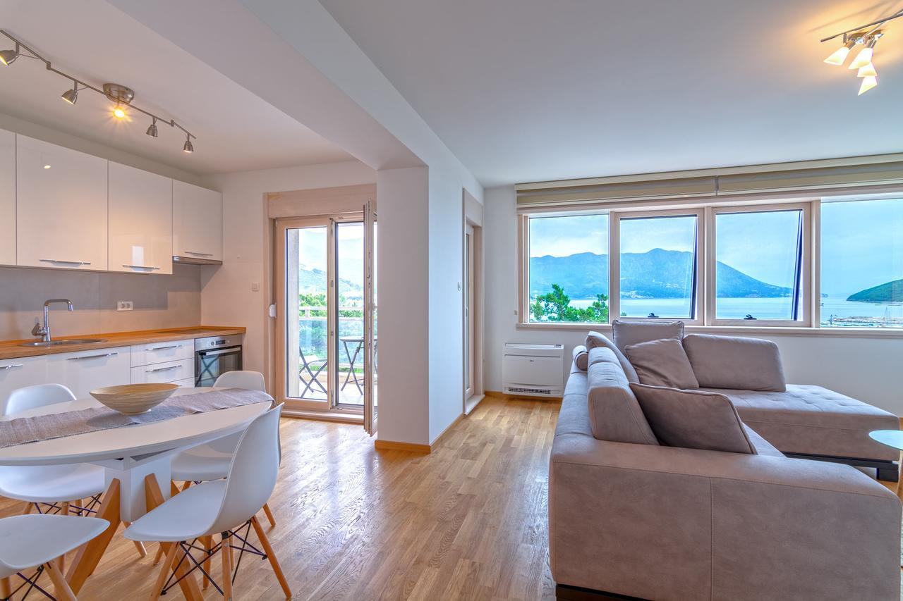 Luxury Seaside Apartments Budva Bagian luar foto