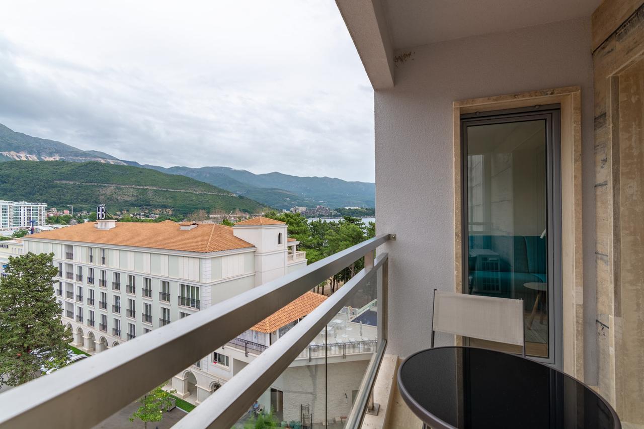 Luxury Seaside Apartments Budva Bagian luar foto
