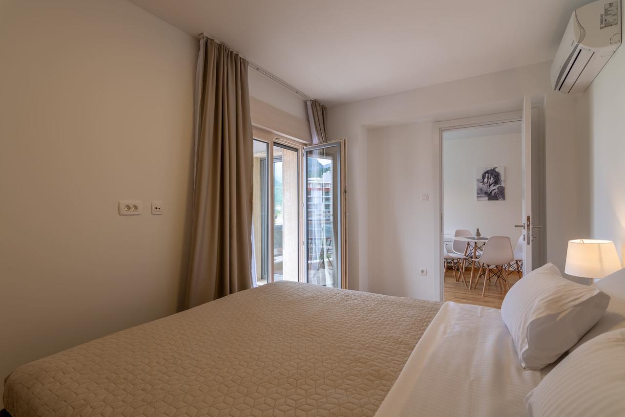 Luxury Seaside Apartments Budva Bagian luar foto