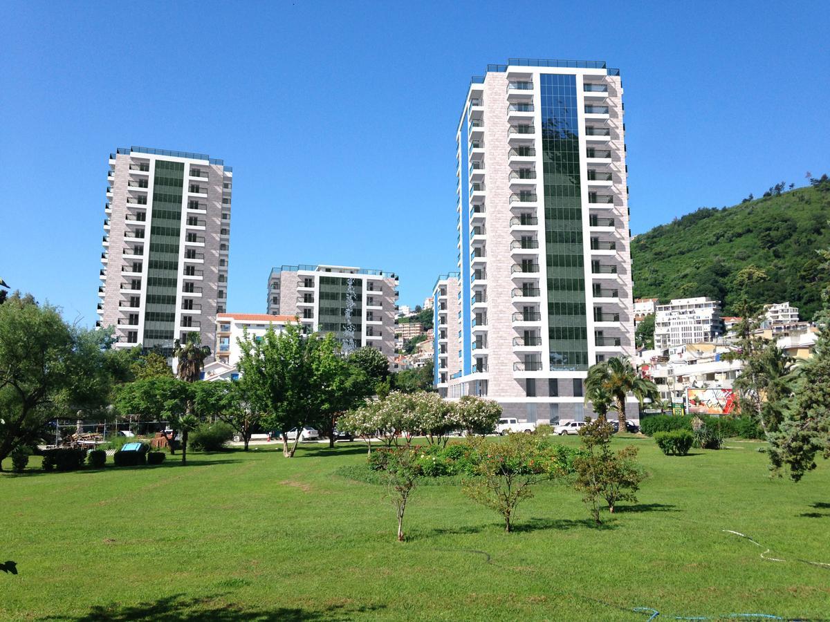 Luxury Seaside Apartments Budva Bagian luar foto