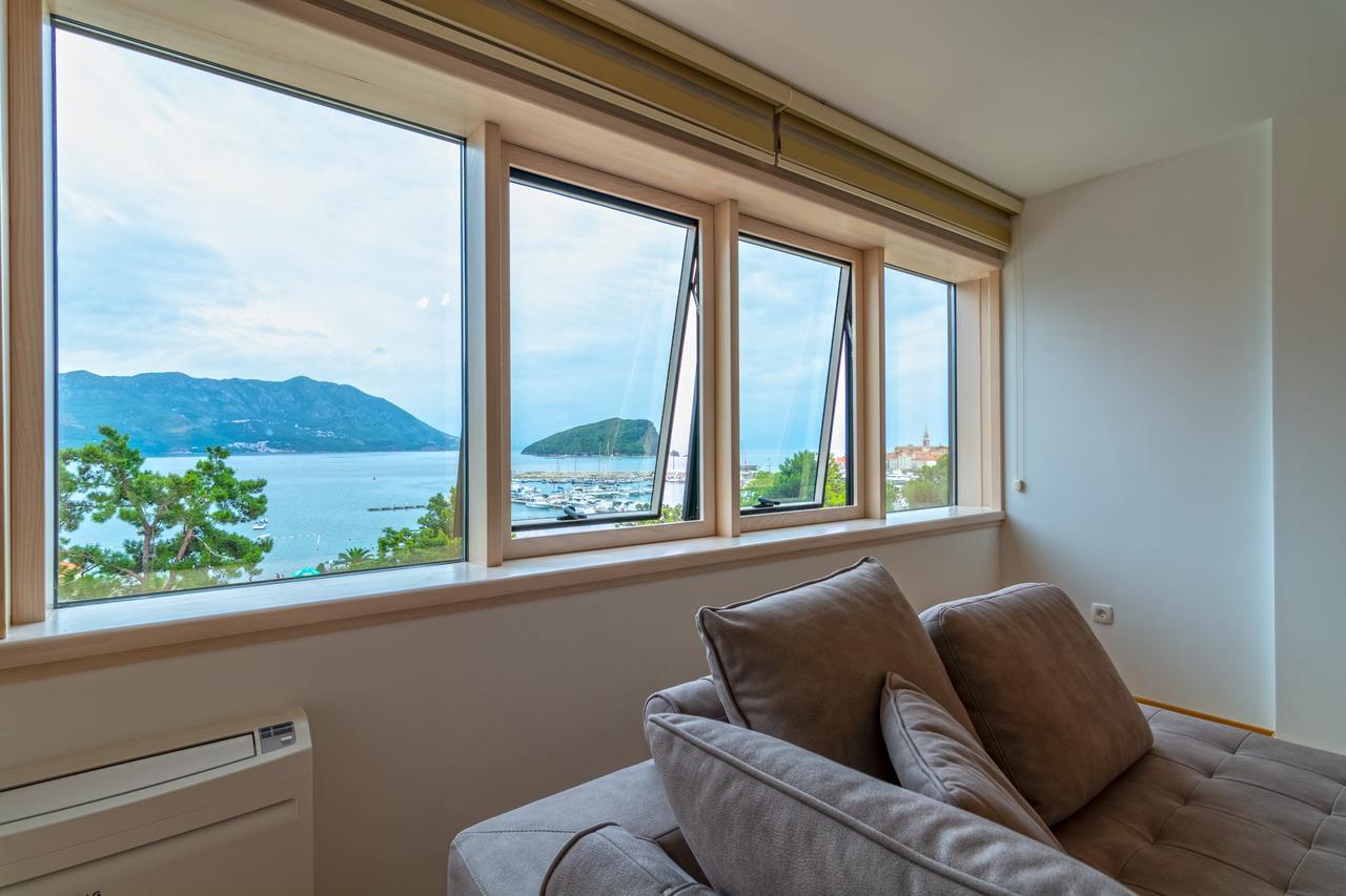 Luxury Seaside Apartments Budva Bagian luar foto